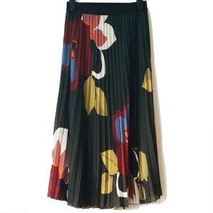 NWOT Dr2 Pull On Pleated Georgette Midi Skirt XS Fully Lined Dark Green Floral